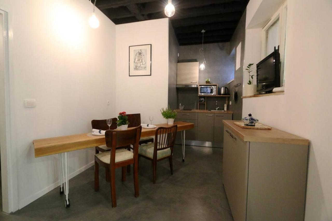 Val&Mar Studio Apartment Zara Esterno foto