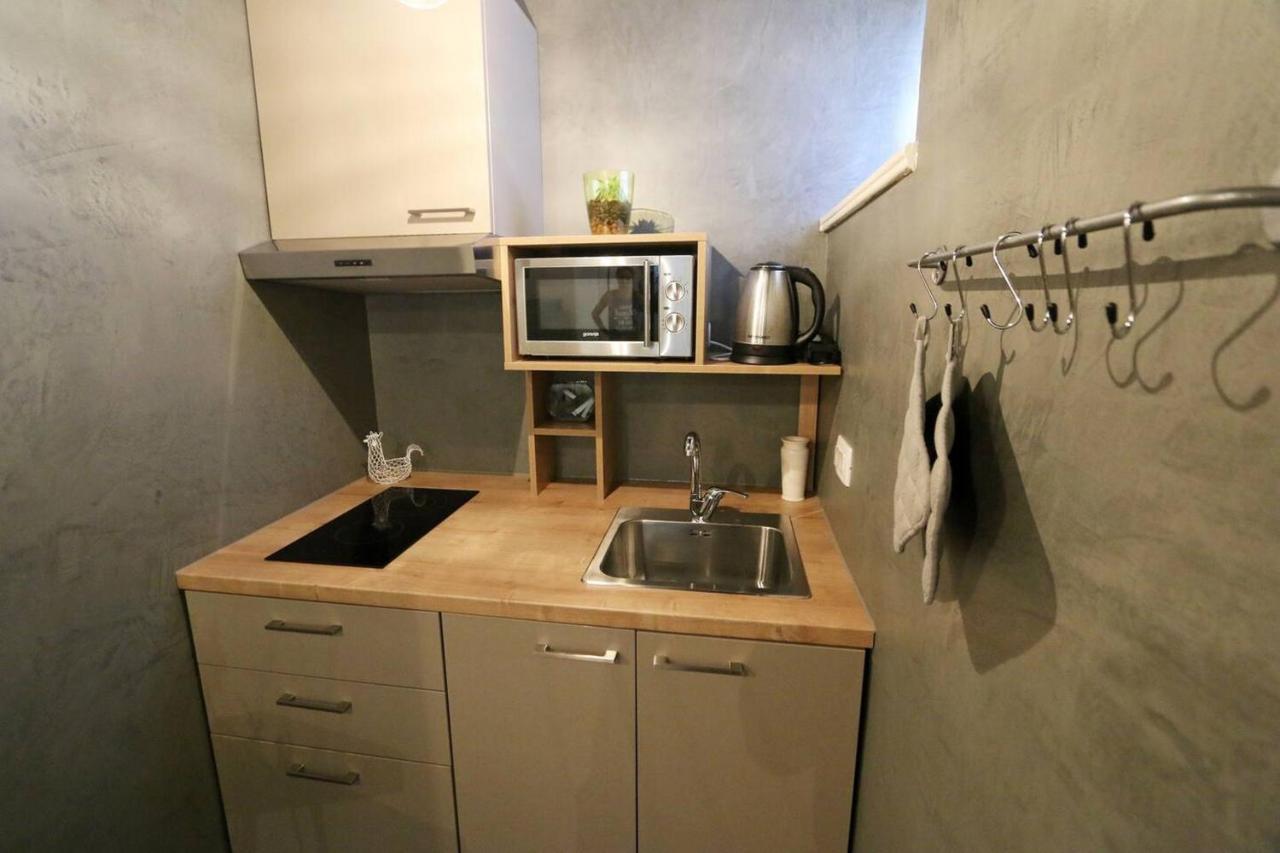 Val&Mar Studio Apartment Zara Esterno foto