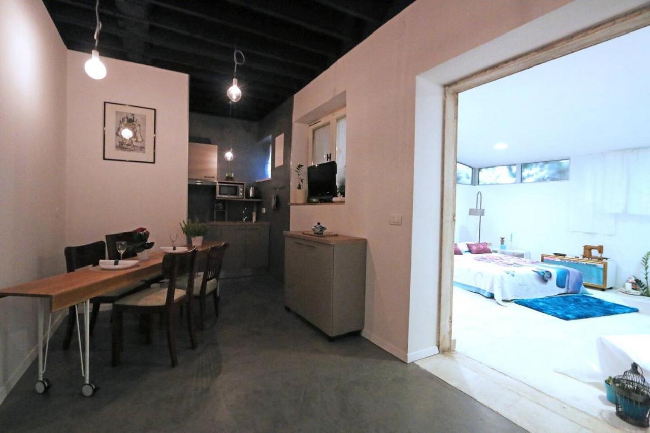 Val&Mar Studio Apartment Zara Esterno foto